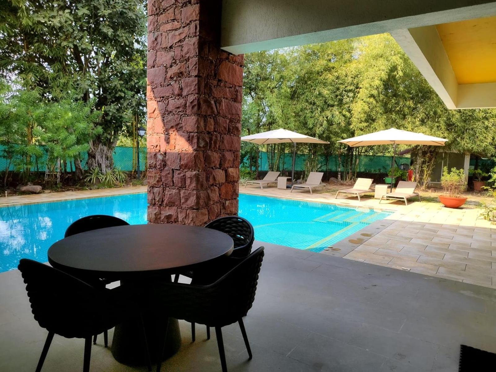 Villa Casa Blanca 3Bhk W/Pool Near Mandwa, Alibaug Alībāg Exterior foto