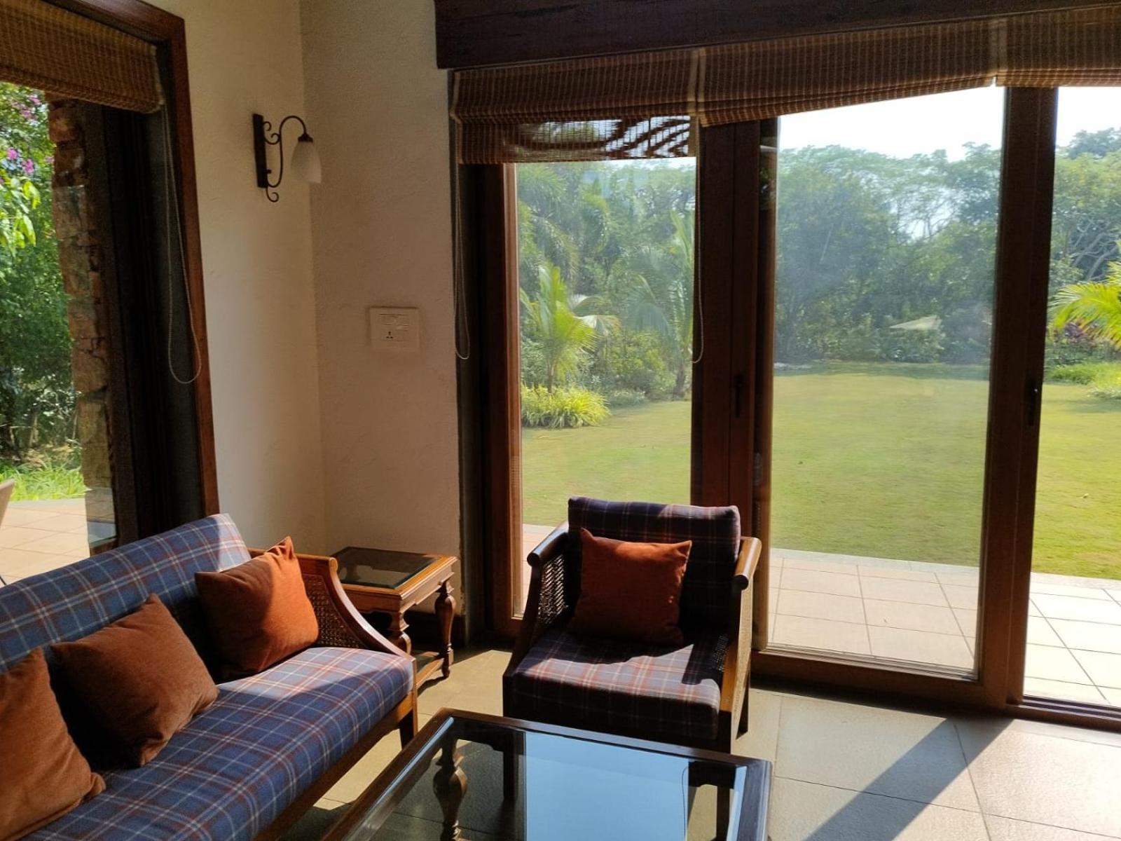 Villa Casa Blanca 3Bhk W/Pool Near Mandwa, Alibaug Alībāg Exterior foto